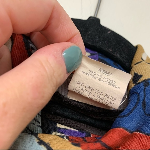 Papillon Blanc Mesh Turtleneck - Picture 7 of 9